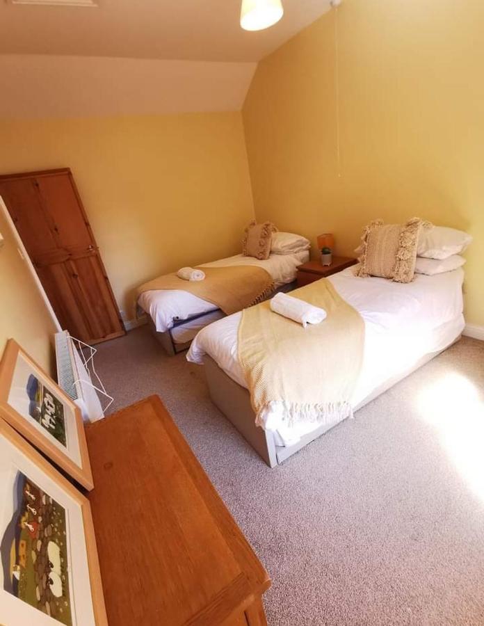 Glan-Yr-Afon Cottage Two Bedrooms Sennybridge Ngoại thất bức ảnh
